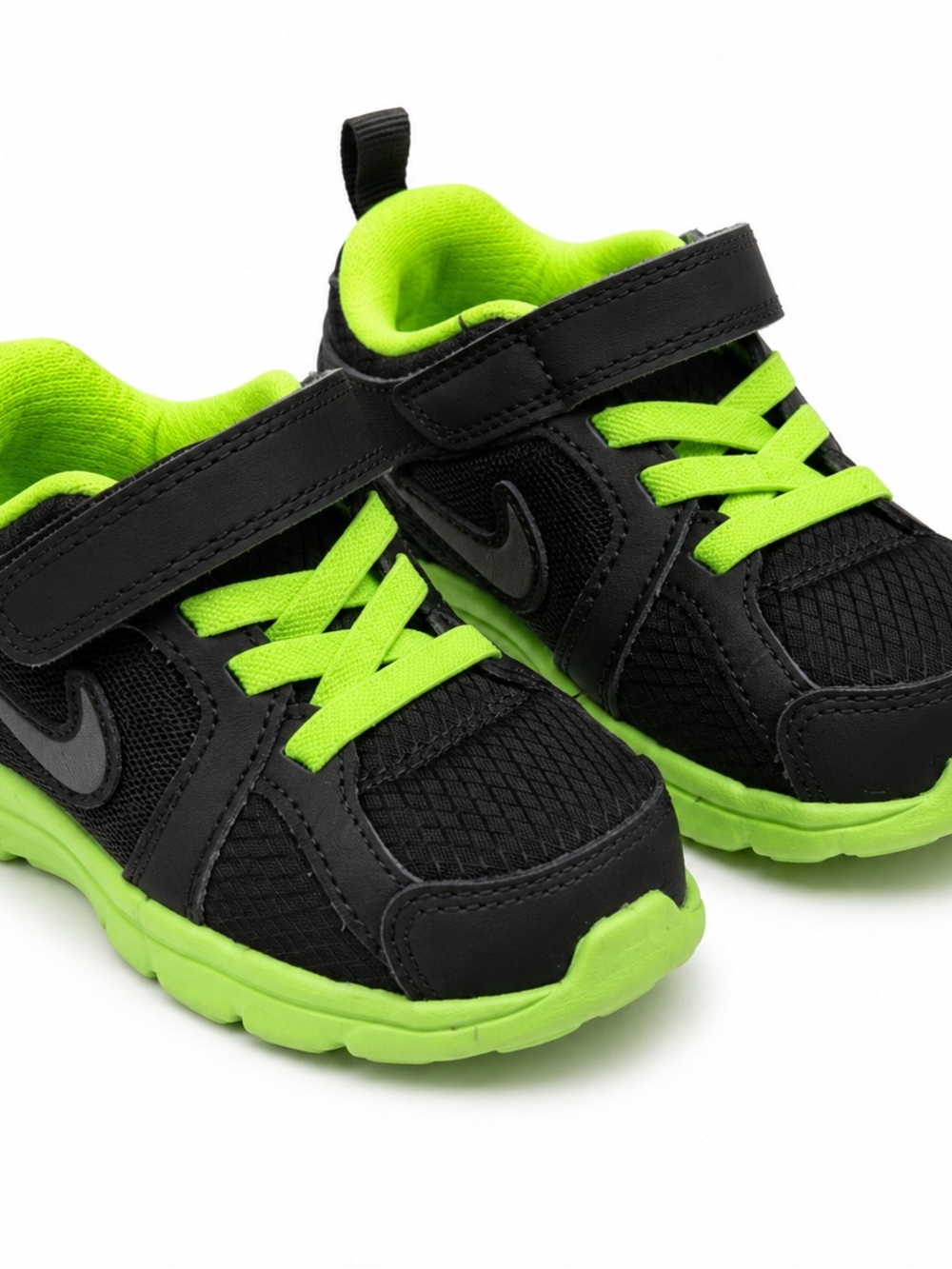 Kids Black & Neon Green Athletic Sneakers - Nike - 0602